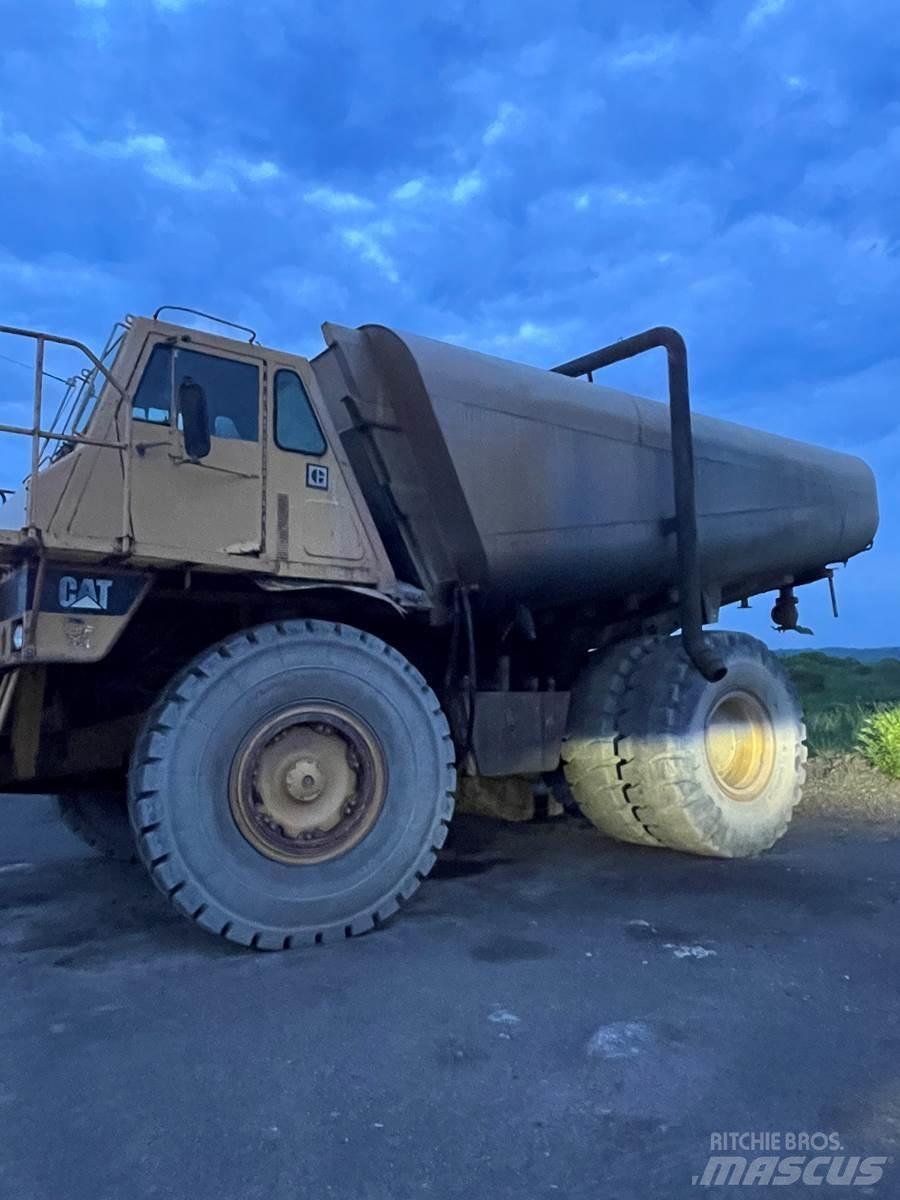 CAT 773B Cisterna
