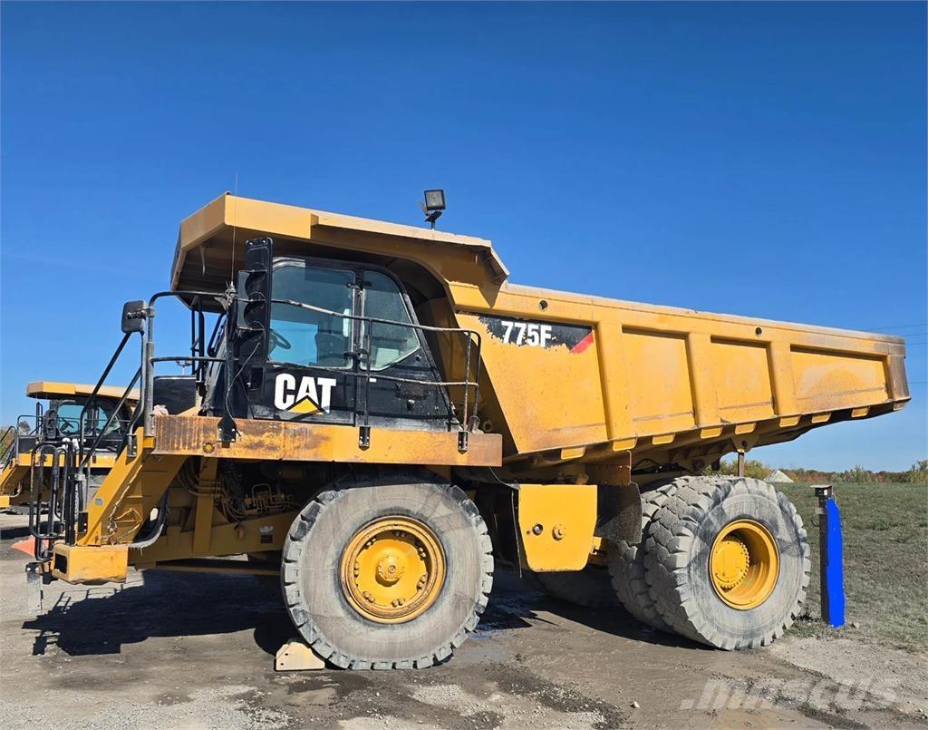 CAT 775F Dumpers articolati
