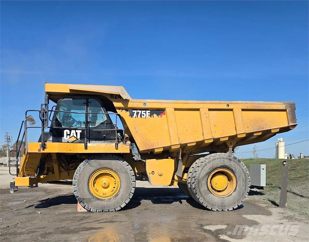CAT 775F Dumpers articolati