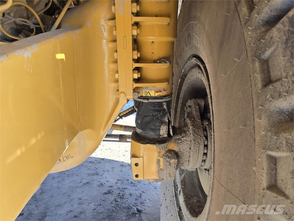 CAT 775F Dumpers articolati
