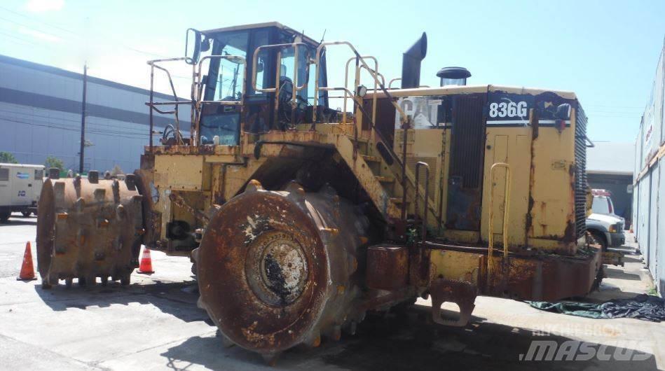 CAT 836G Compattatrici