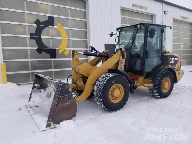 CAT 906M Pale gommate