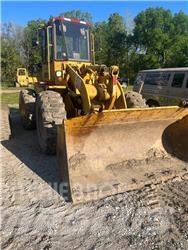 CAT 916 Pale gommate
