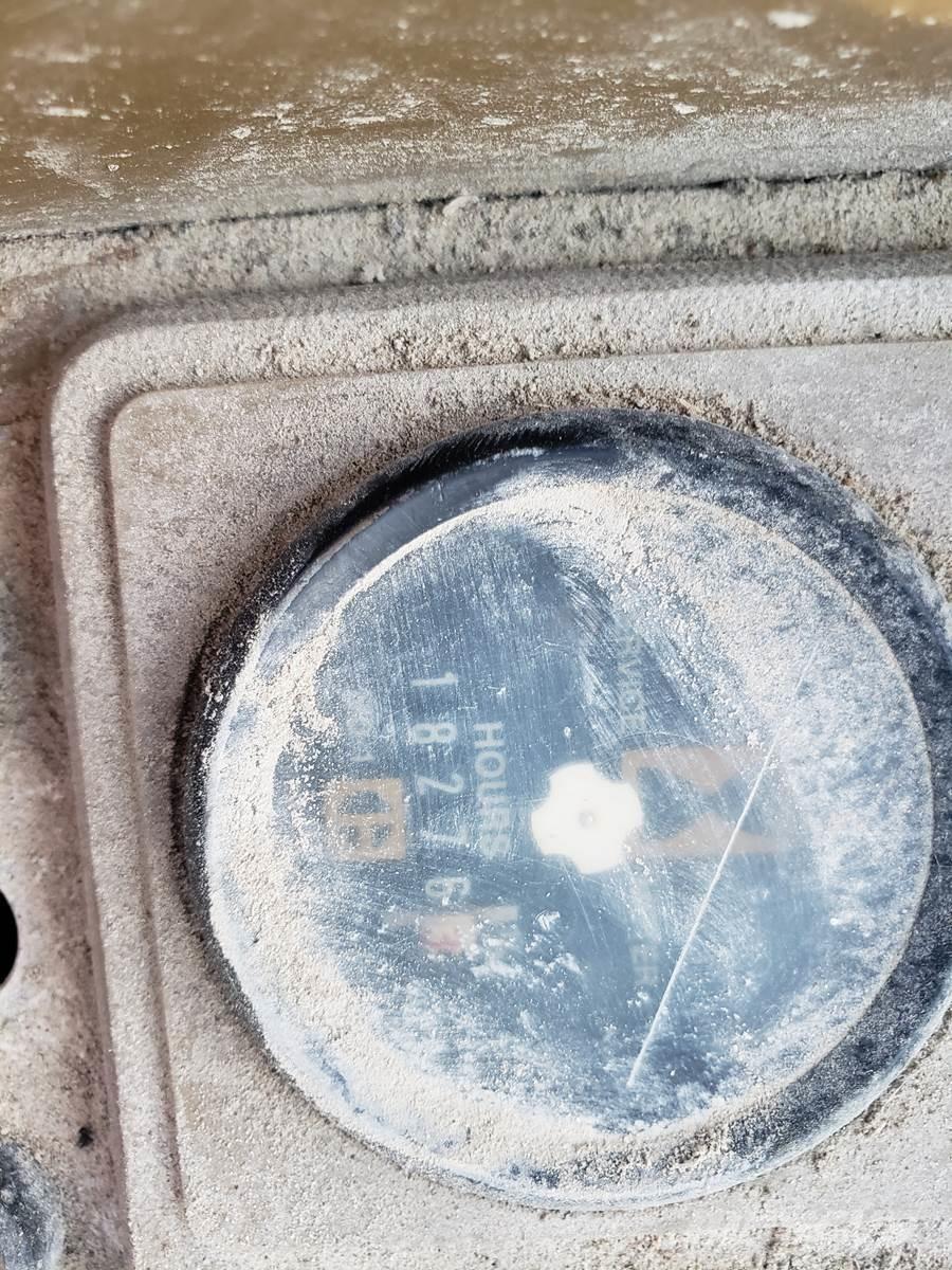 CAT 916 Pale gommate