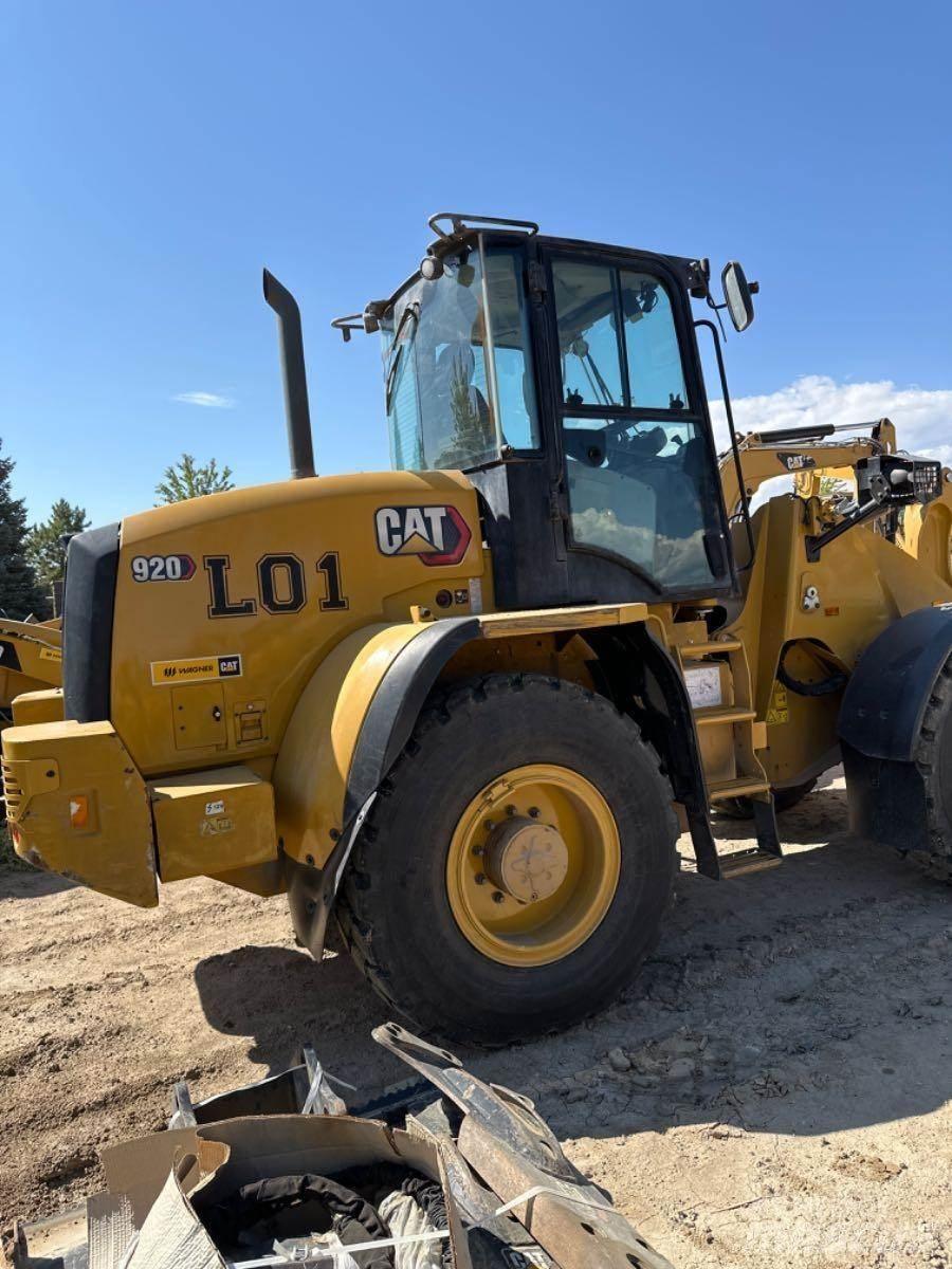 CAT 920 Pale gommate