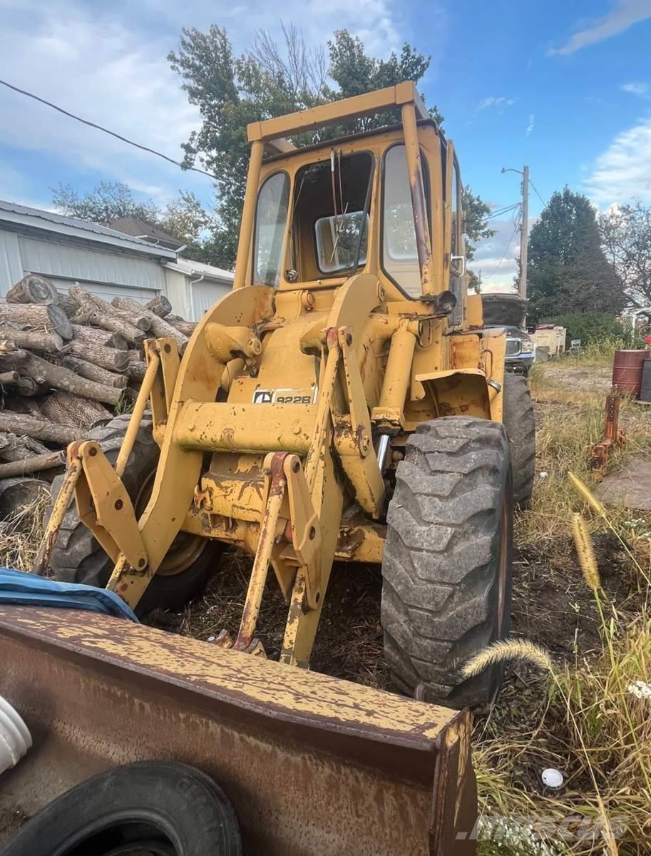 CAT 922B Pale gommate