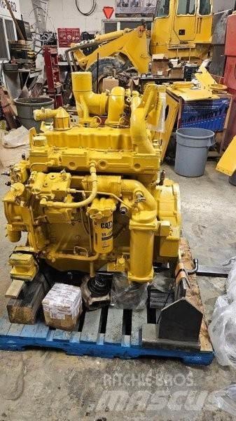 CAT 936F Pale gommate
