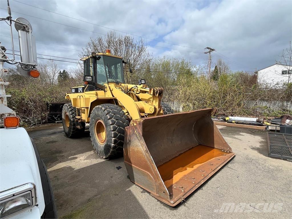 CAT 950F Pale gommate