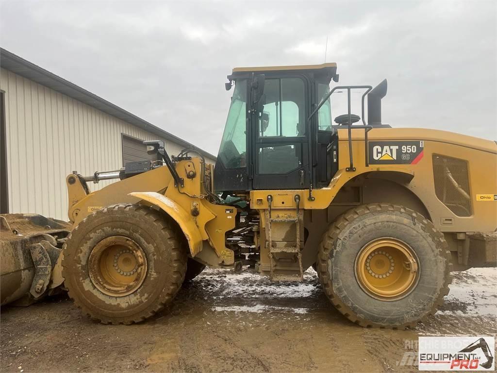CAT 950GC Pale gommate