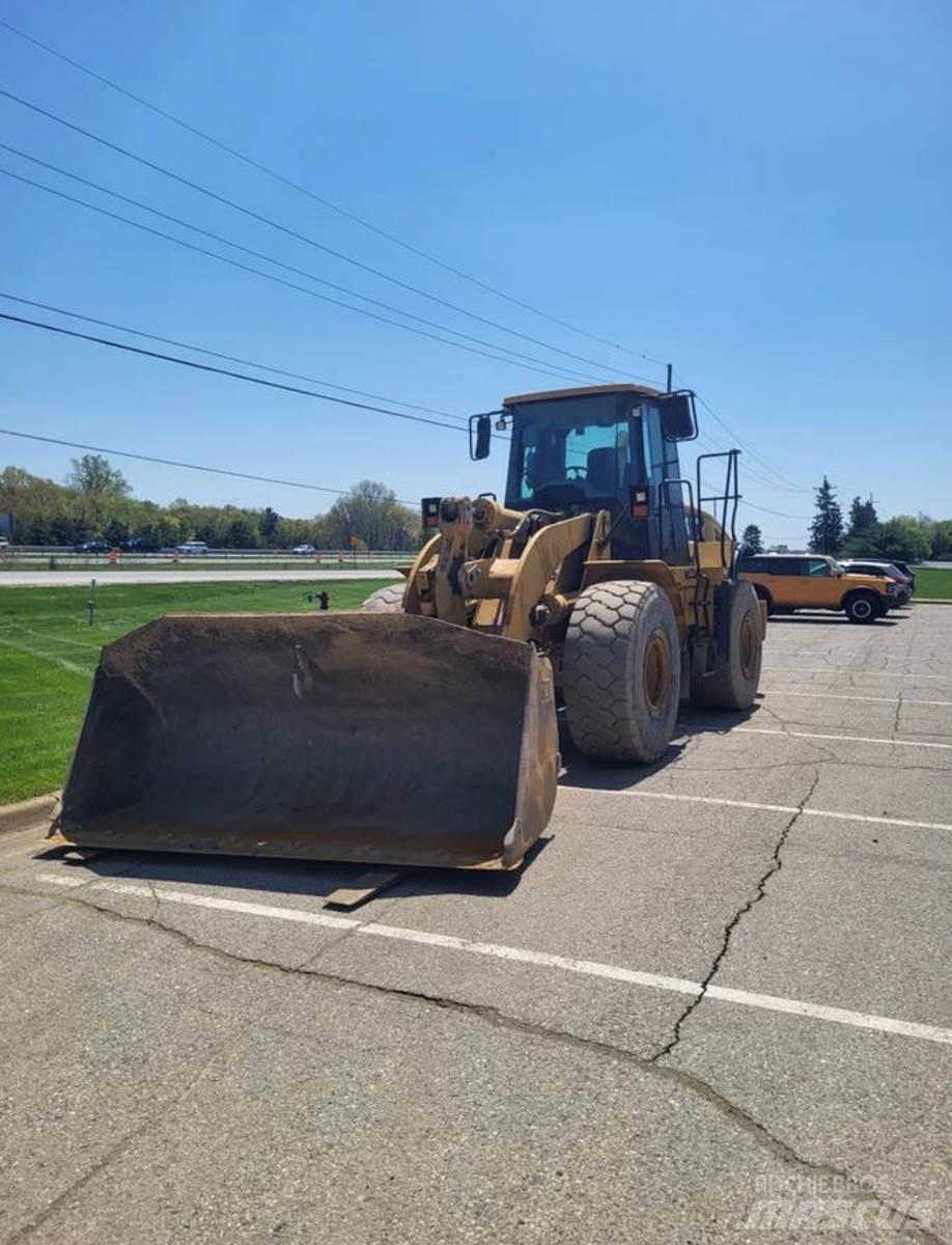 CAT 950H Pale gommate