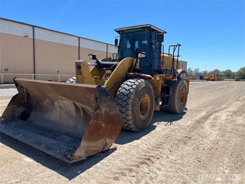 CAT 950K Pale gommate