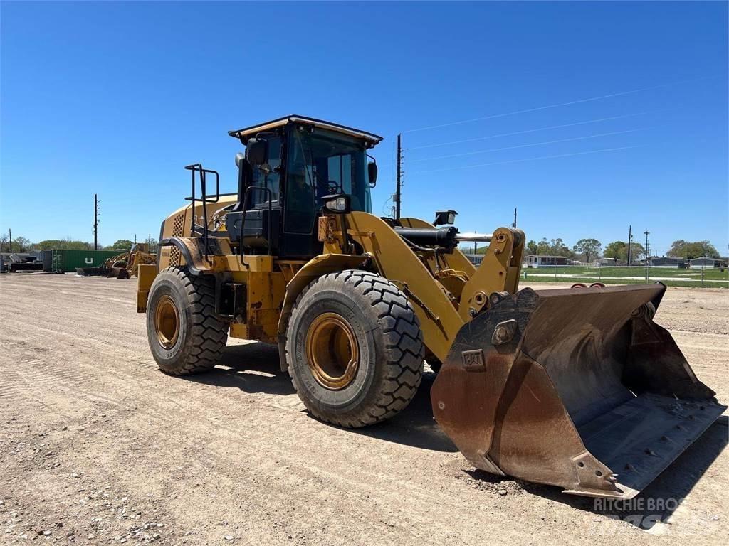 CAT 950K Pale gommate