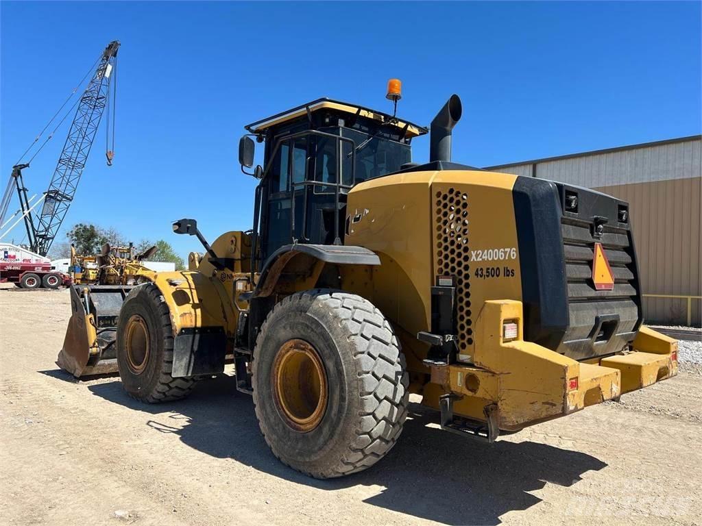 CAT 950K Pale gommate