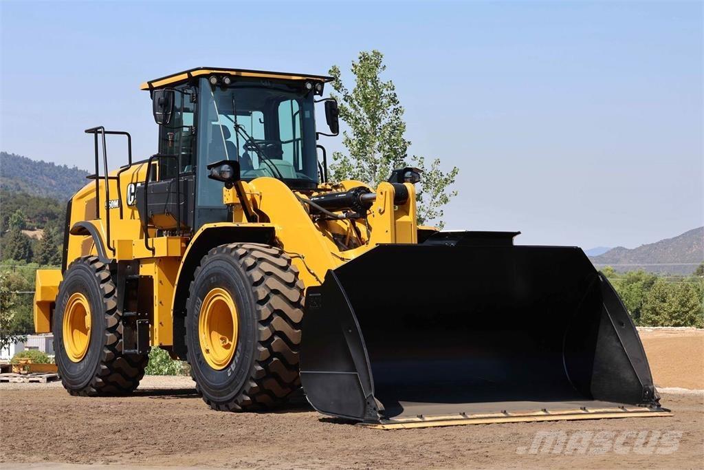 CAT 950M Pale gommate