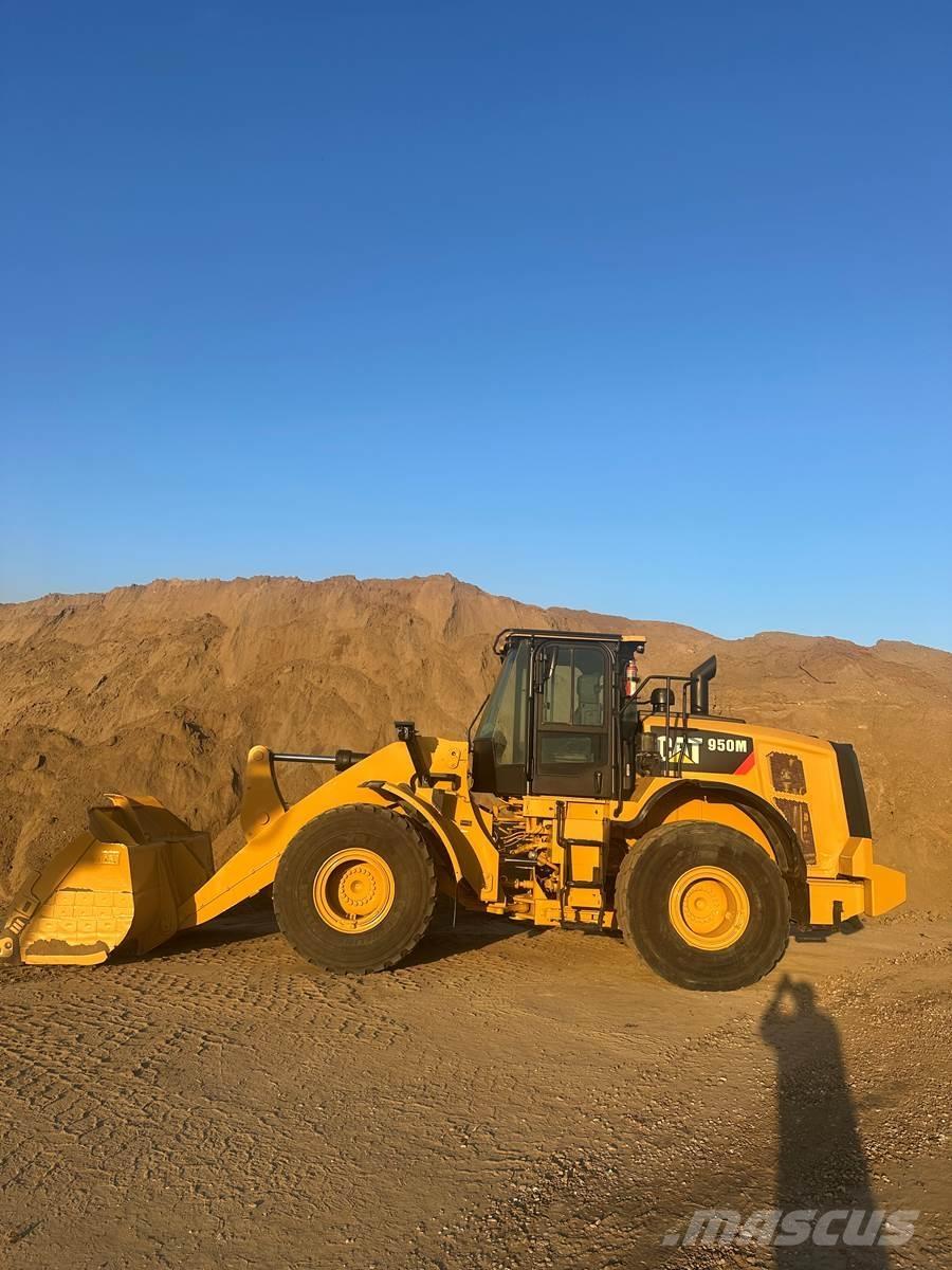 CAT 950M Pale gommate
