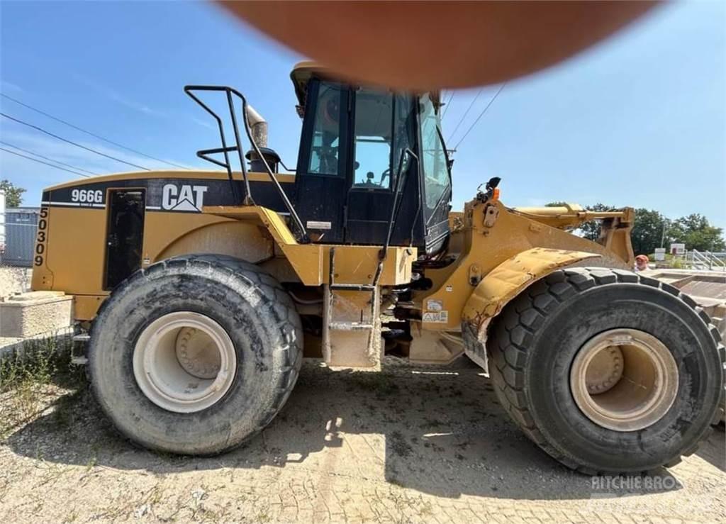 CAT 966G Pale gommate