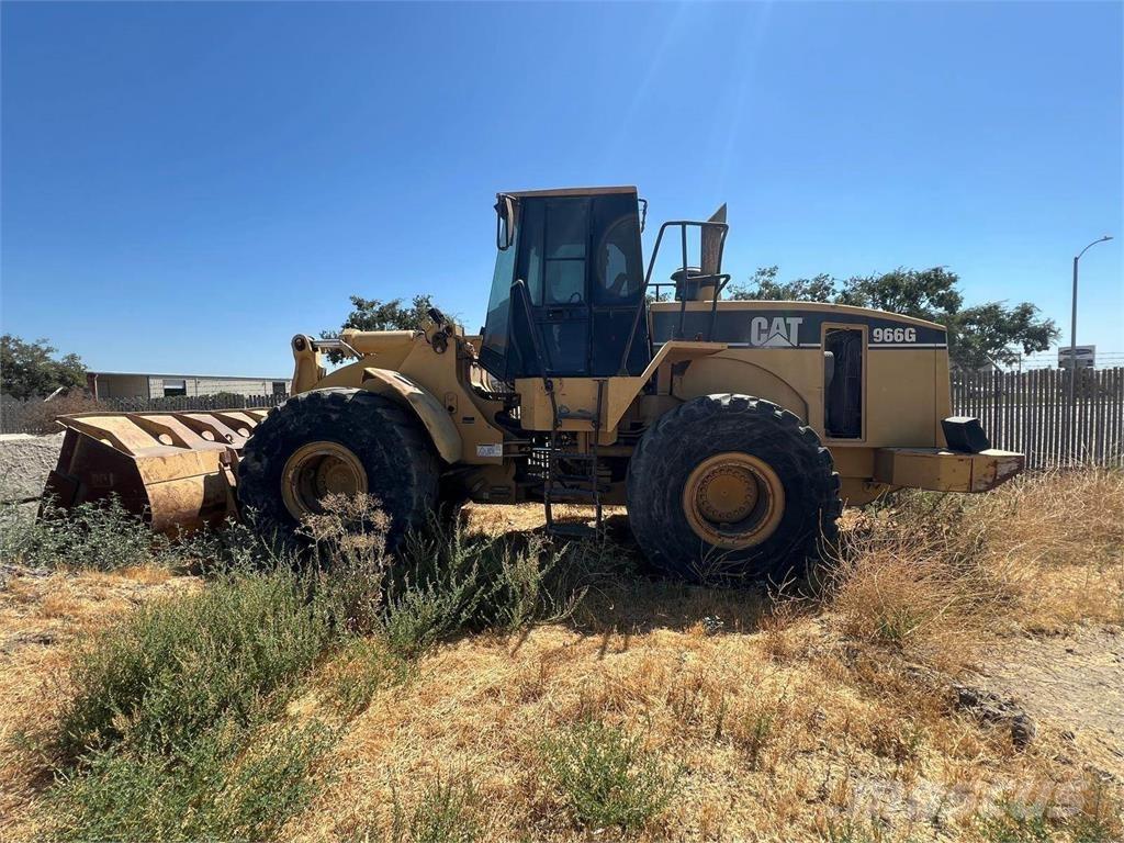 CAT 966G Pale gommate