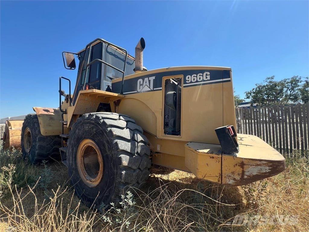 CAT 966G Pale gommate
