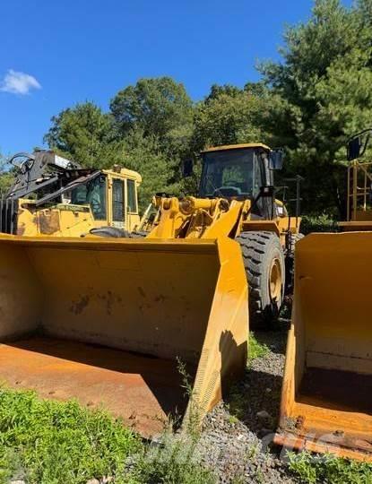 CAT 966H Pale gommate