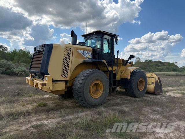 CAT 966M Pale gommate