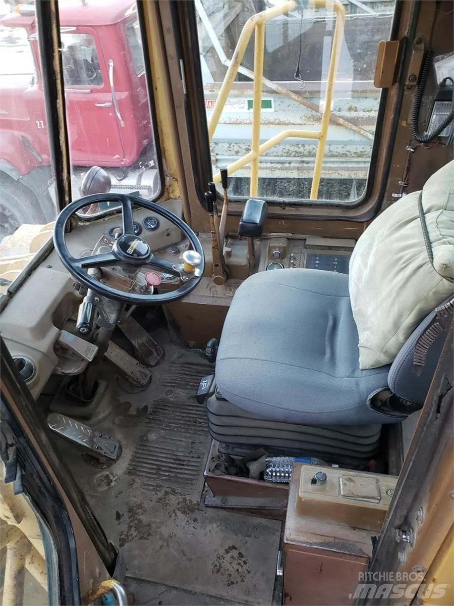 CAT 980C Pale gommate
