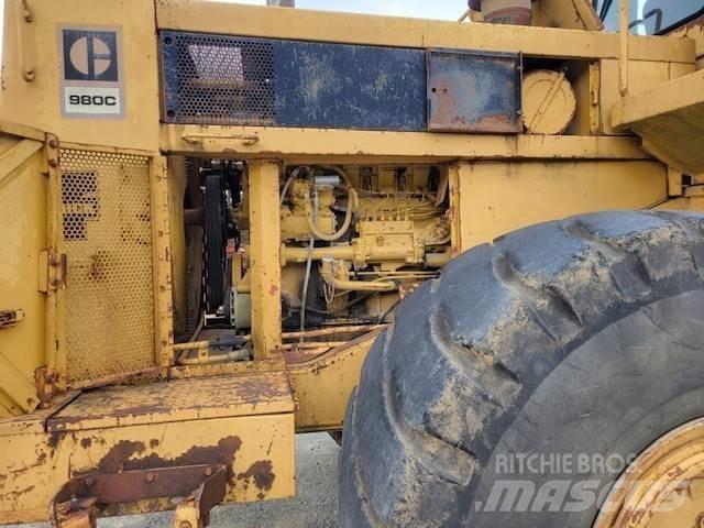 CAT 980C Pale gommate