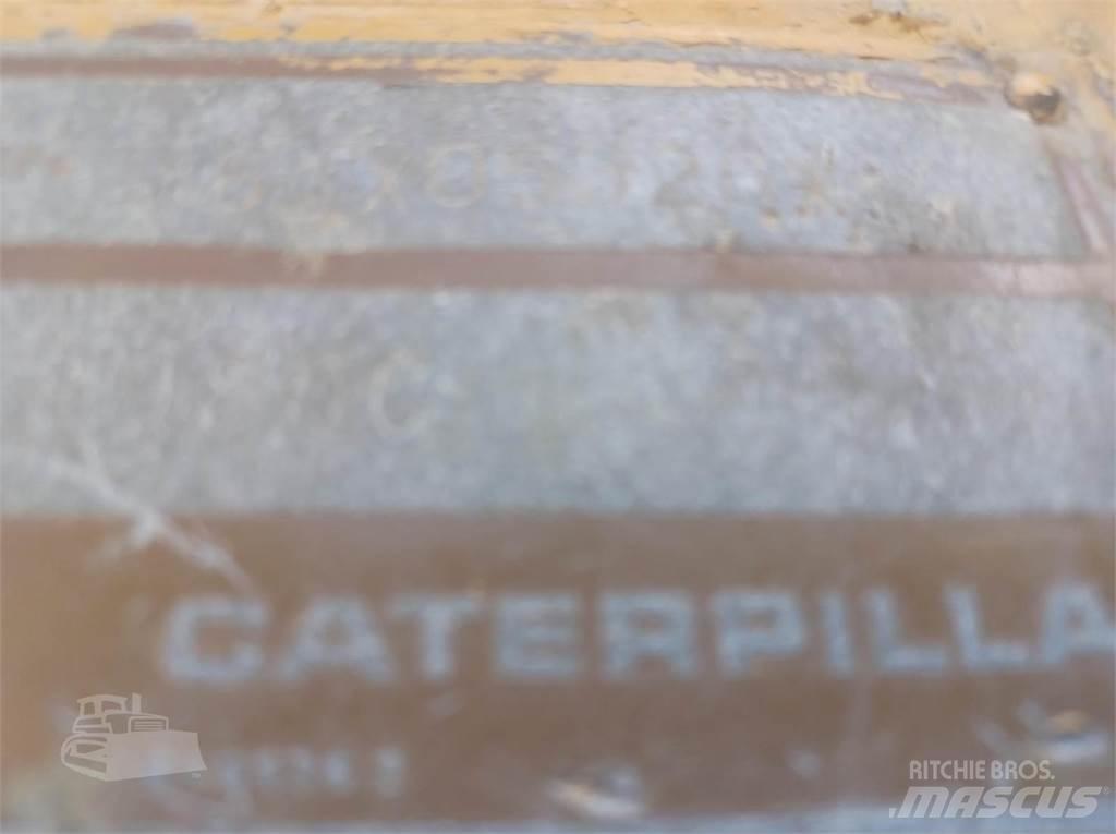 CAT 980C Pale gommate
