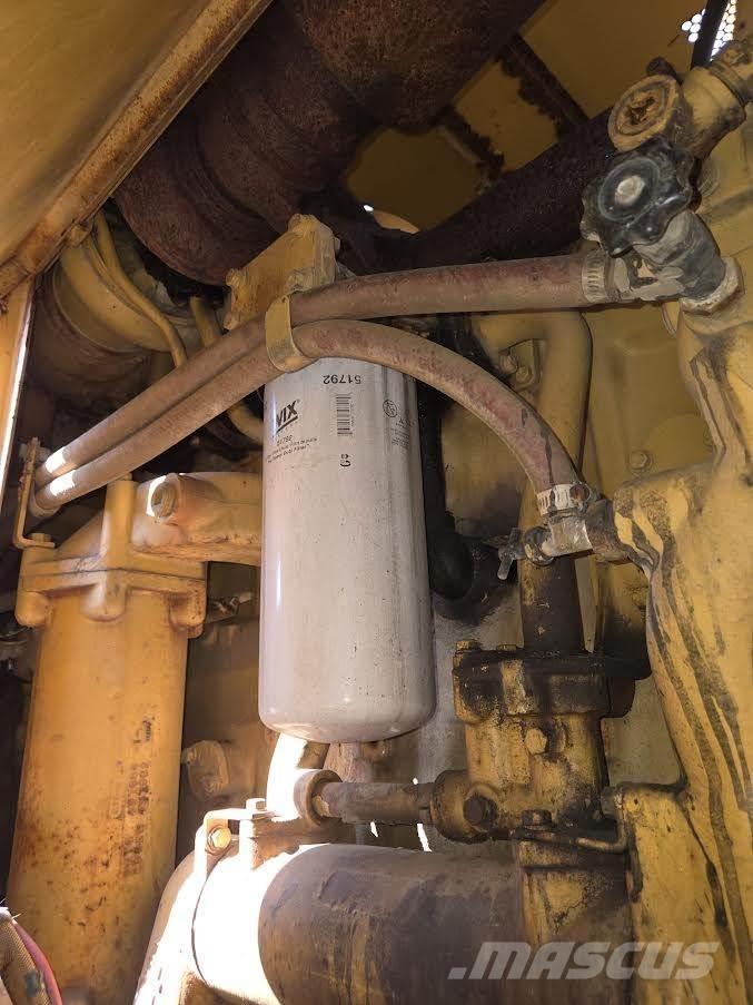 CAT 980C Pale gommate