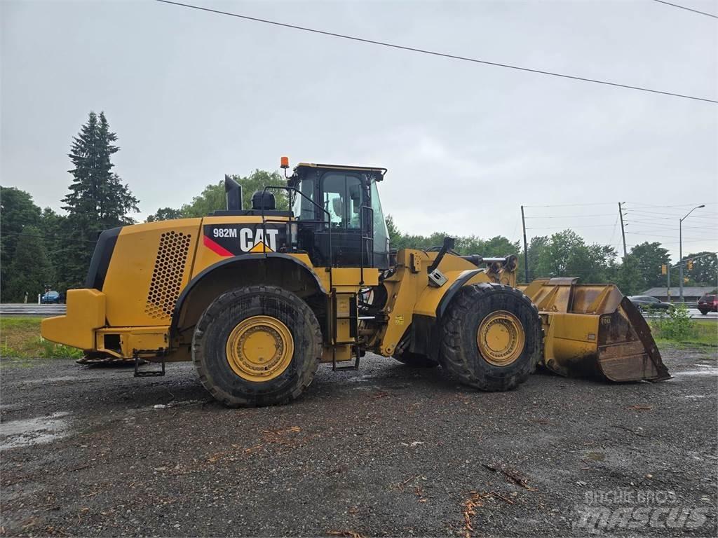 CAT 982M Pale gommate