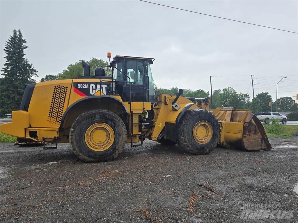 CAT 982M Pale gommate