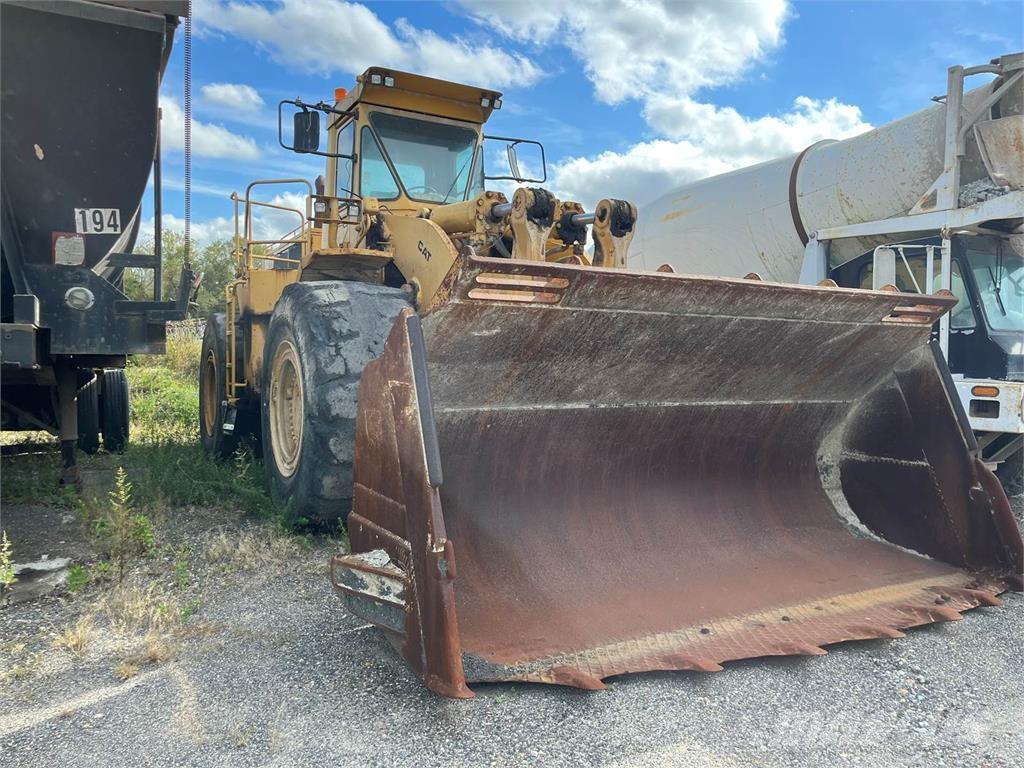 CAT 988B Pale gommate