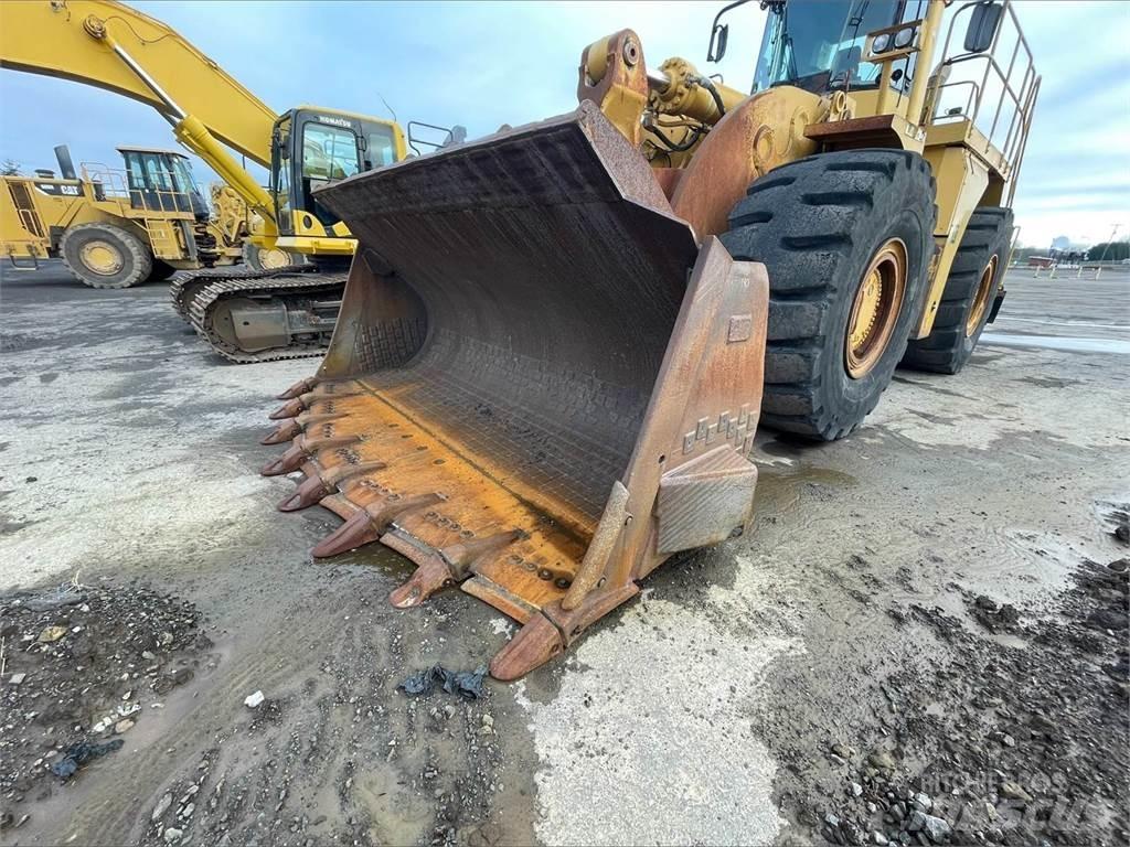 CAT 990 Pale gommate