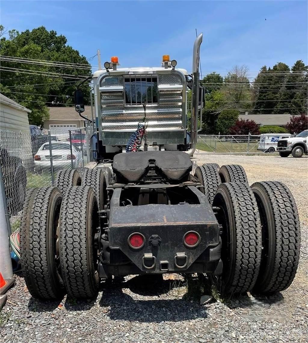 CAT CT660S Motrici e Trattori Stradali