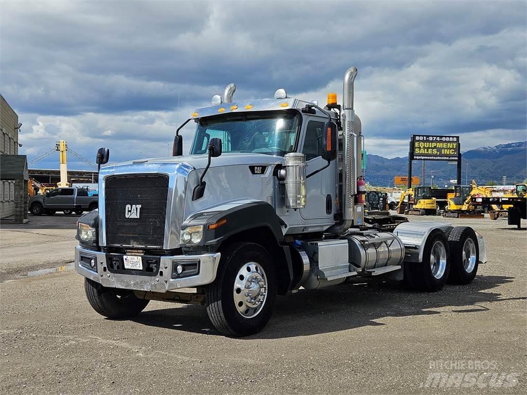 CAT CT680L Motrici e Trattori Stradali