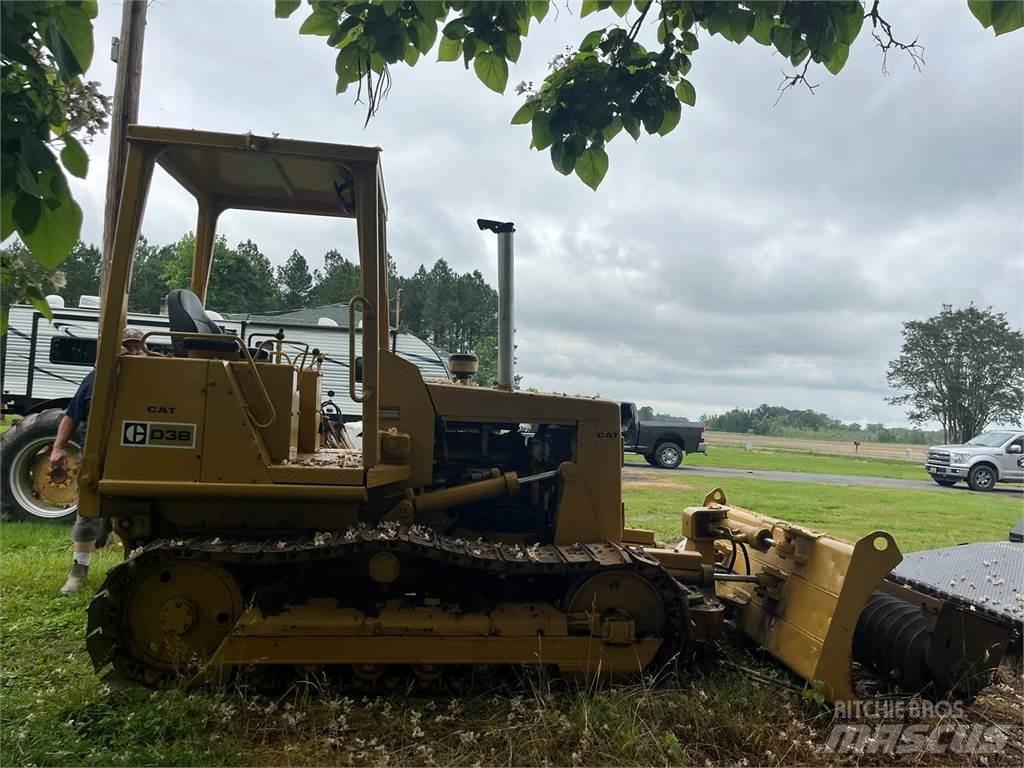 CAT D3B Dozer cingolati