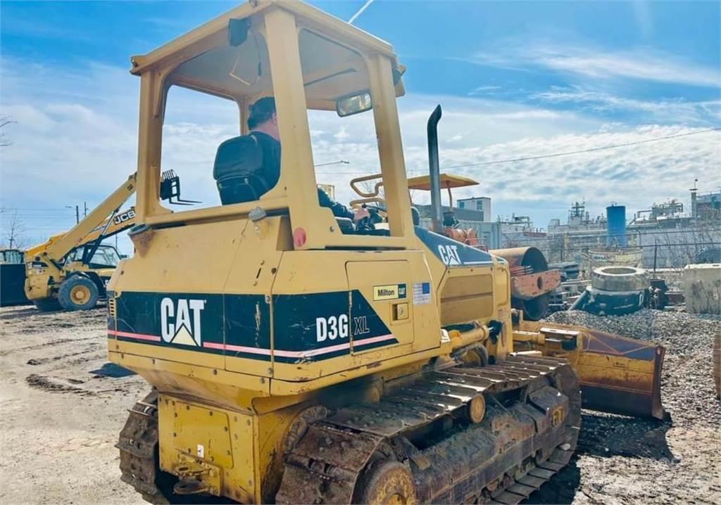 CAT D3G XL Dozer cingolati