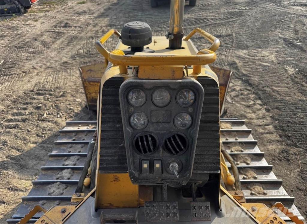 CAT D3G XL Dozer cingolati