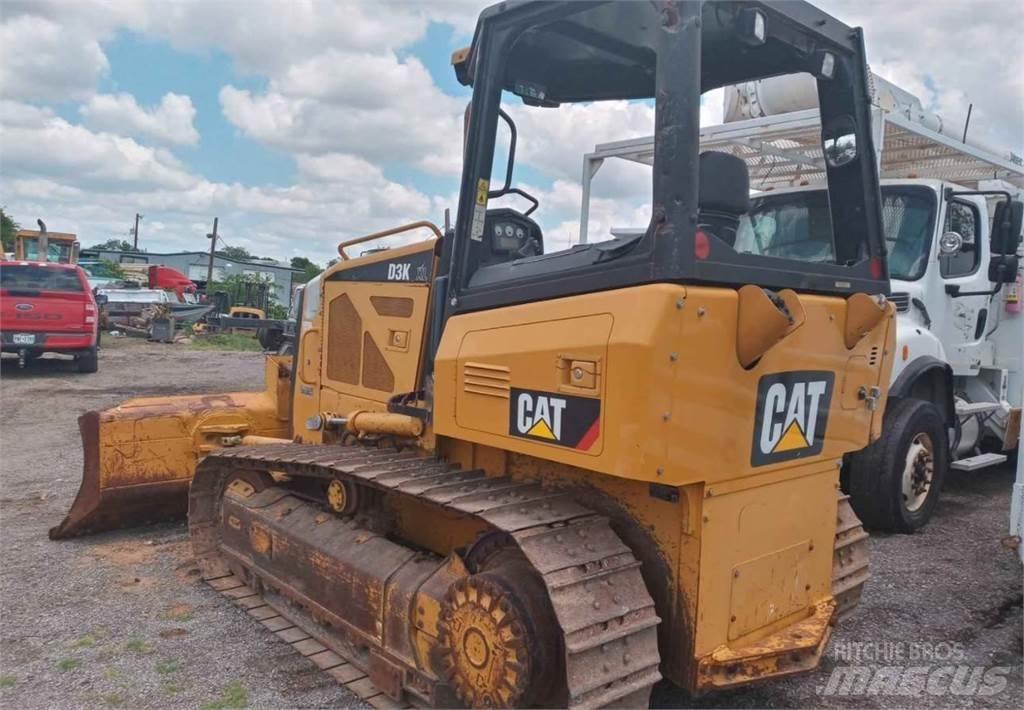 CAT D3K XL Dozer cingolati