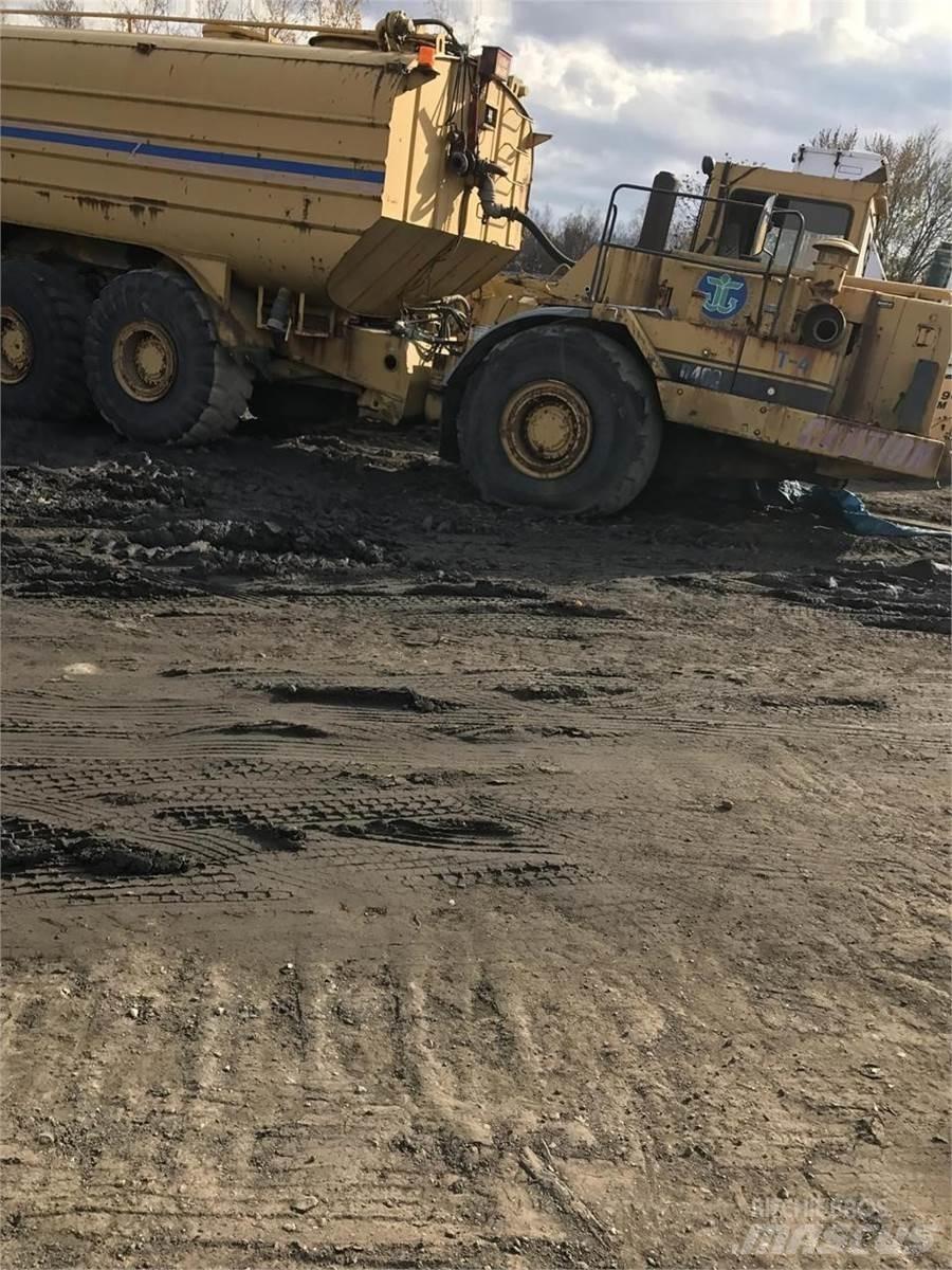 CAT D400 Cisterna