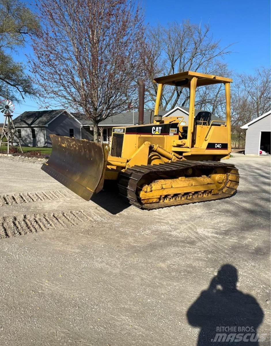 CAT D4C Dozer cingolati