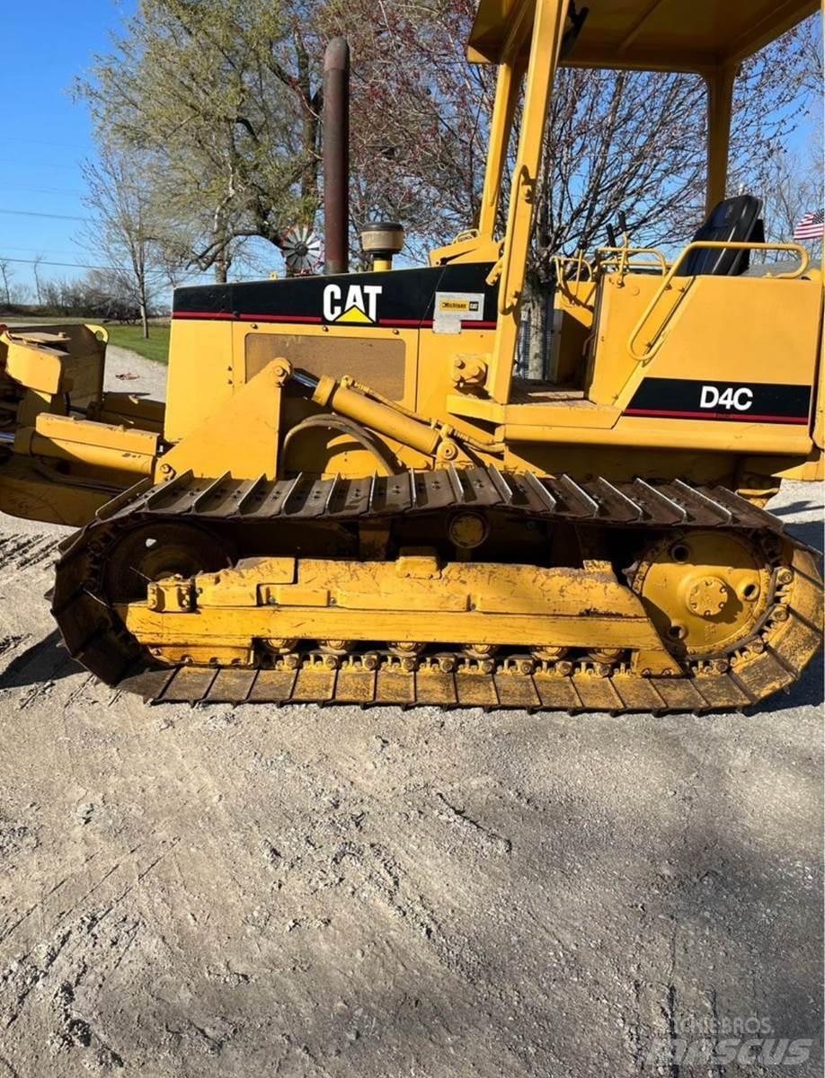 CAT D4C Dozer cingolati