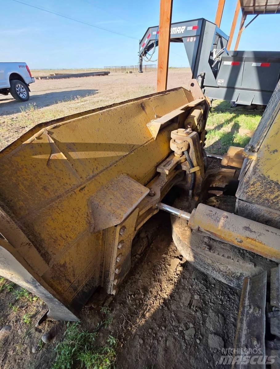 CAT D4H Dozer cingolati