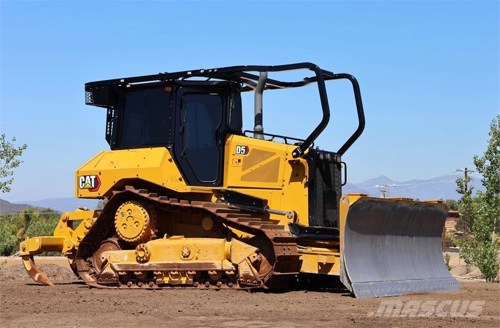 CAT D5 XL Dozer cingolati