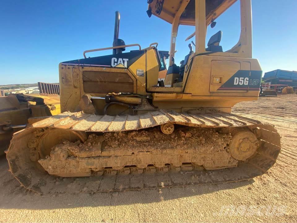 CAT D5G Dozer cingolati