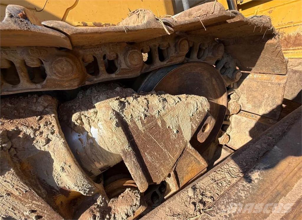 CAT D6 Dozer cingolati
