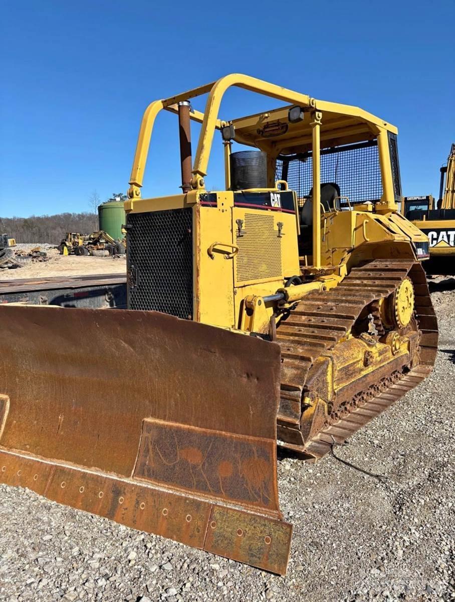 CAT D6M XL Dozer cingolati