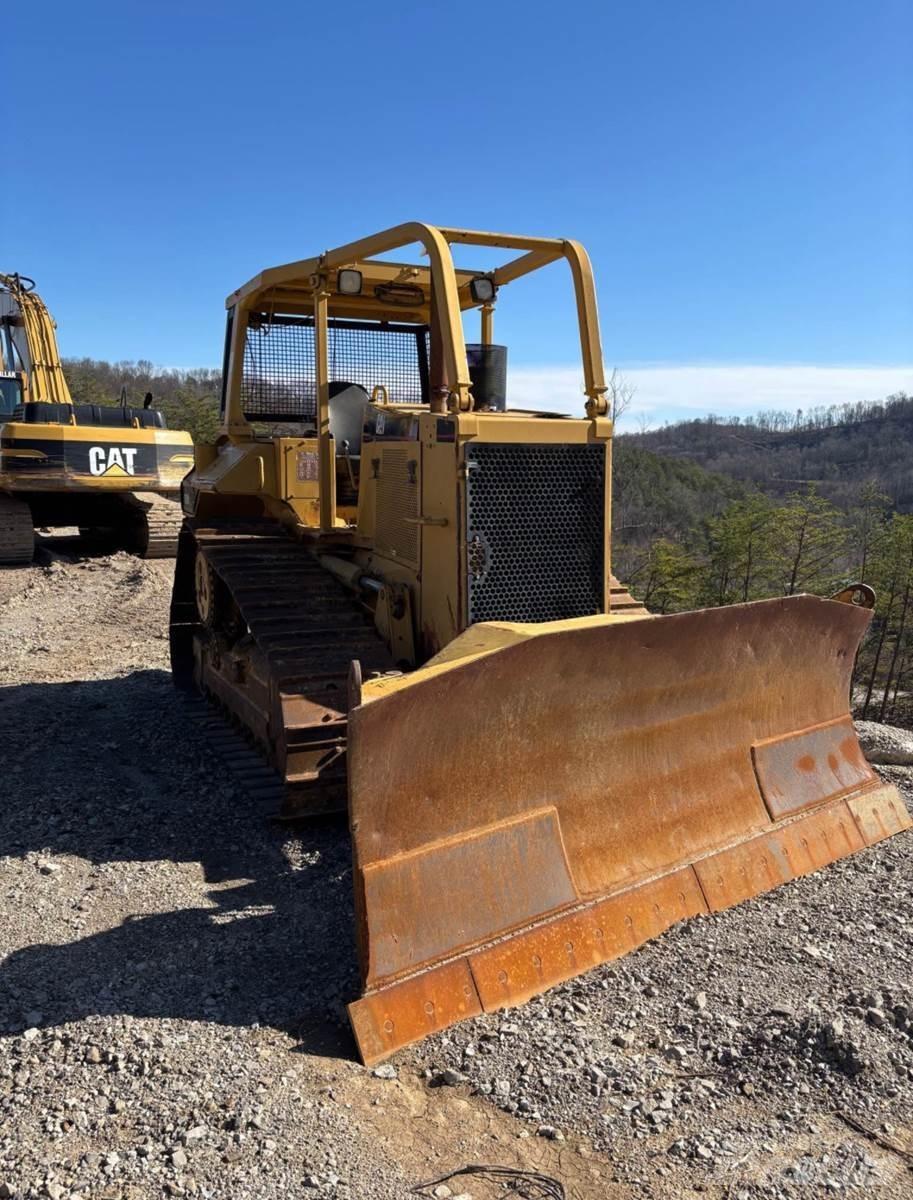 CAT D6M XL Dozer cingolati