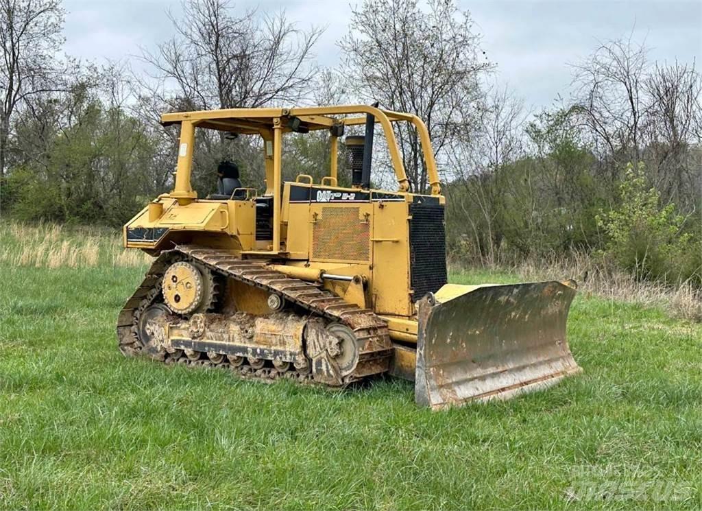 CAT D6M XL Dozer cingolati