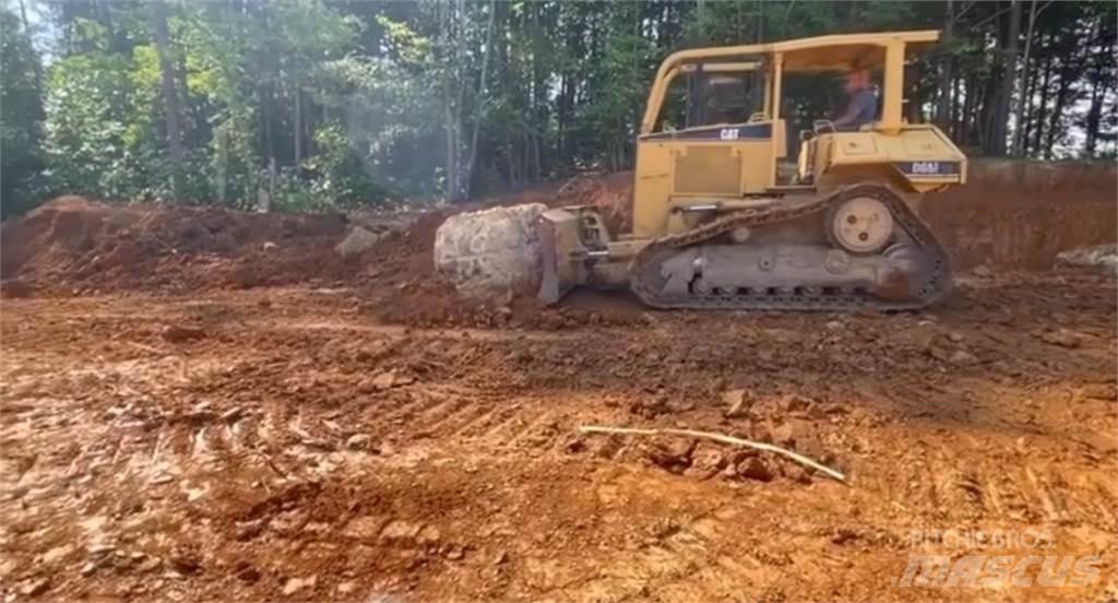 CAT D6M XL Dozer cingolati