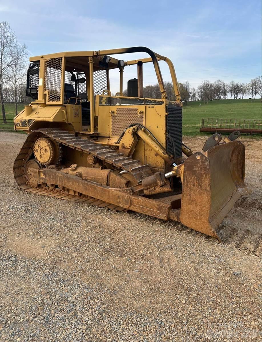 CAT D6M XL Dozer cingolati